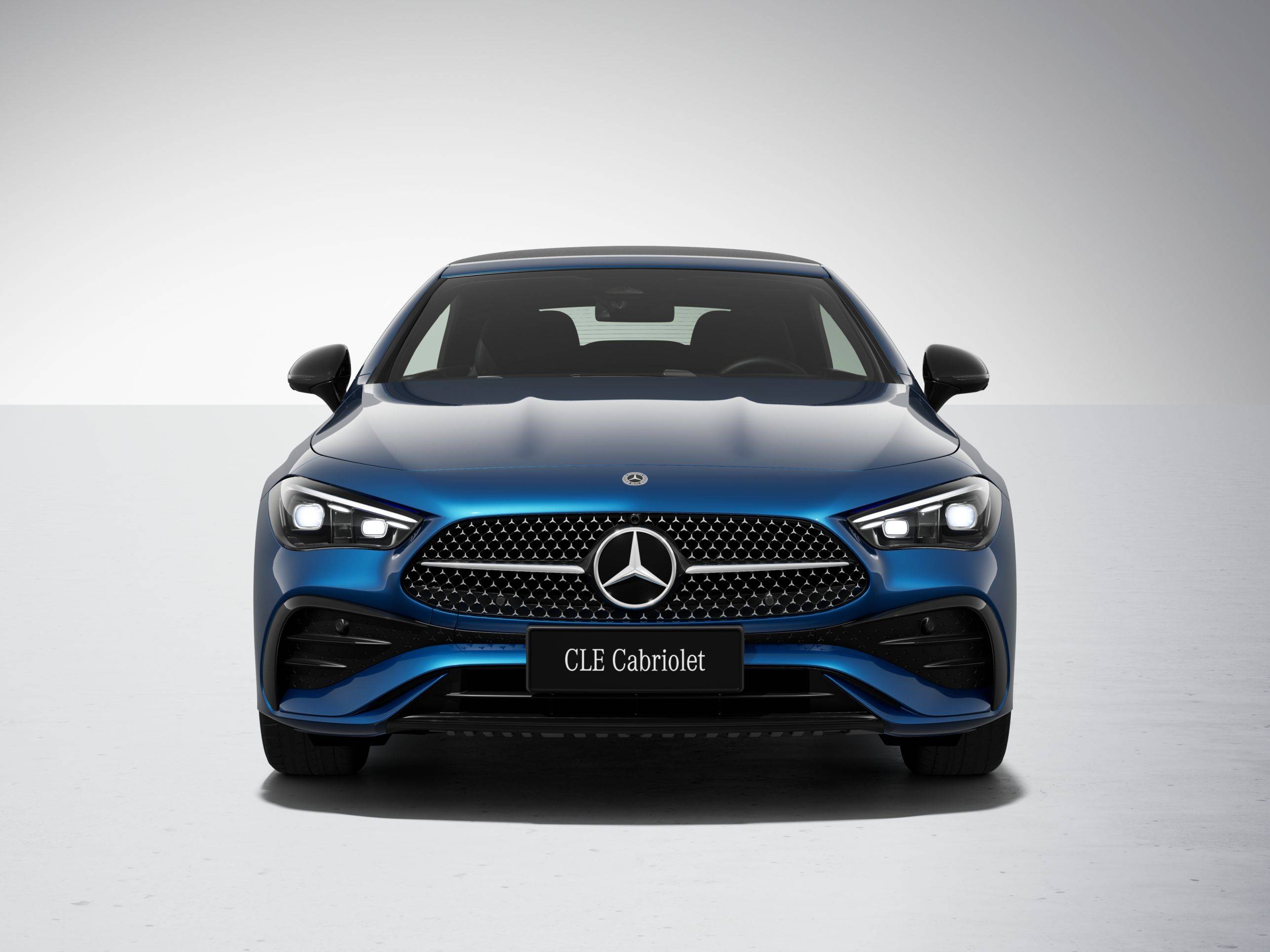 全新奔驰cle敞篷轿跑车上市 售价51.98万元起