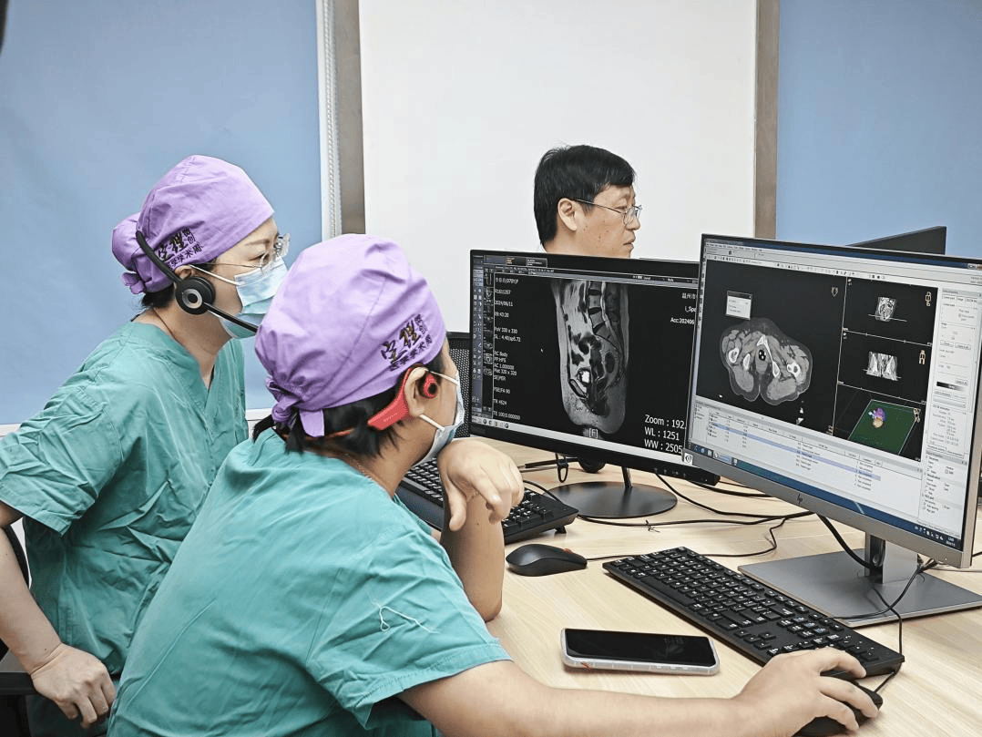 黄一统,叶枫医生勾画靶区,物理师王宇航制作计划.