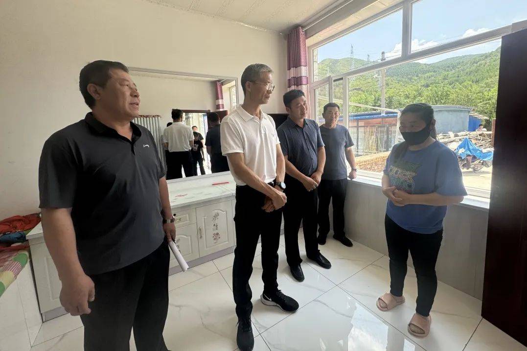 冀工头条|承德市总工会赴围场帮扶村调研慰问