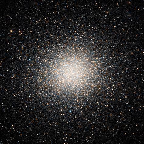 "被时间冻结"宇宙泰坦!哈勃发现大质量黑洞 距离地球仅1560光年