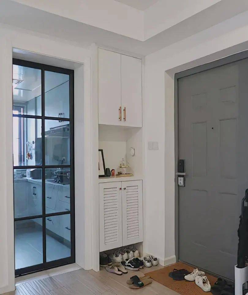 同样是小户型,为什么别人家鞋柜那么好看?_设计_装修_空间