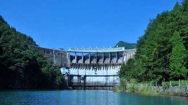 关于天台县里石门—龙溪水库原水互通工程初步设计的批复天台县水利局