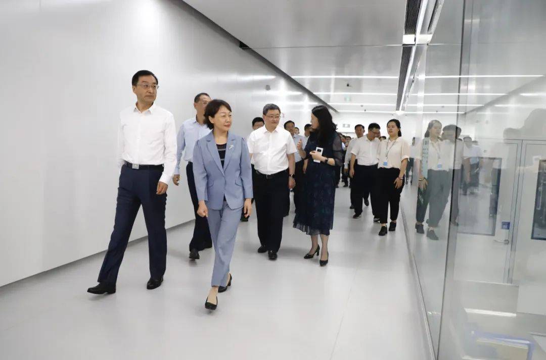 福州市委常委,秘书长黄建雄,福州市政府秘书长许剑锋等福州市委,市