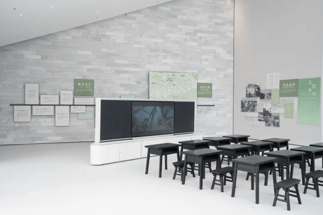 地下一层开设临时展厅,开馆期间以《慈·善——从手到心的给予》为