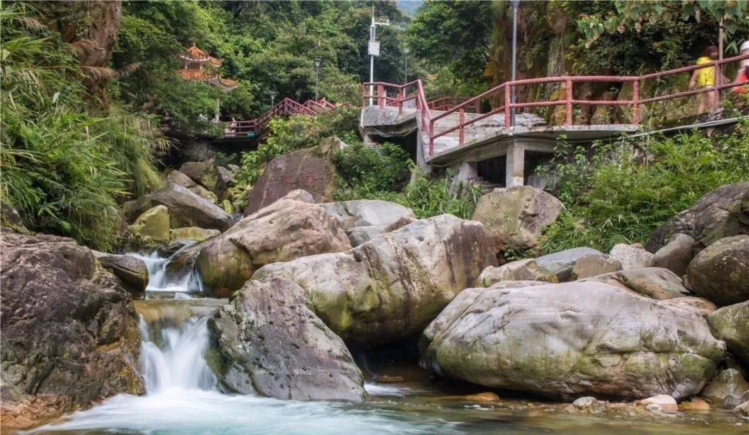 古龙峡全程漂 / 云天玻霸送登峰电梯(二选一)428 元 61 清远