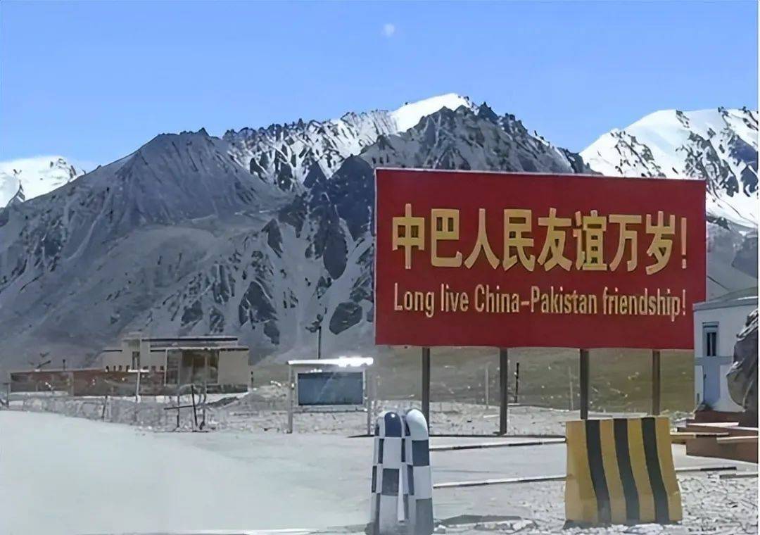1万名中国军人进入巴基斯坦,欢迎他们的不是鲜花,而是一排一排的棺材