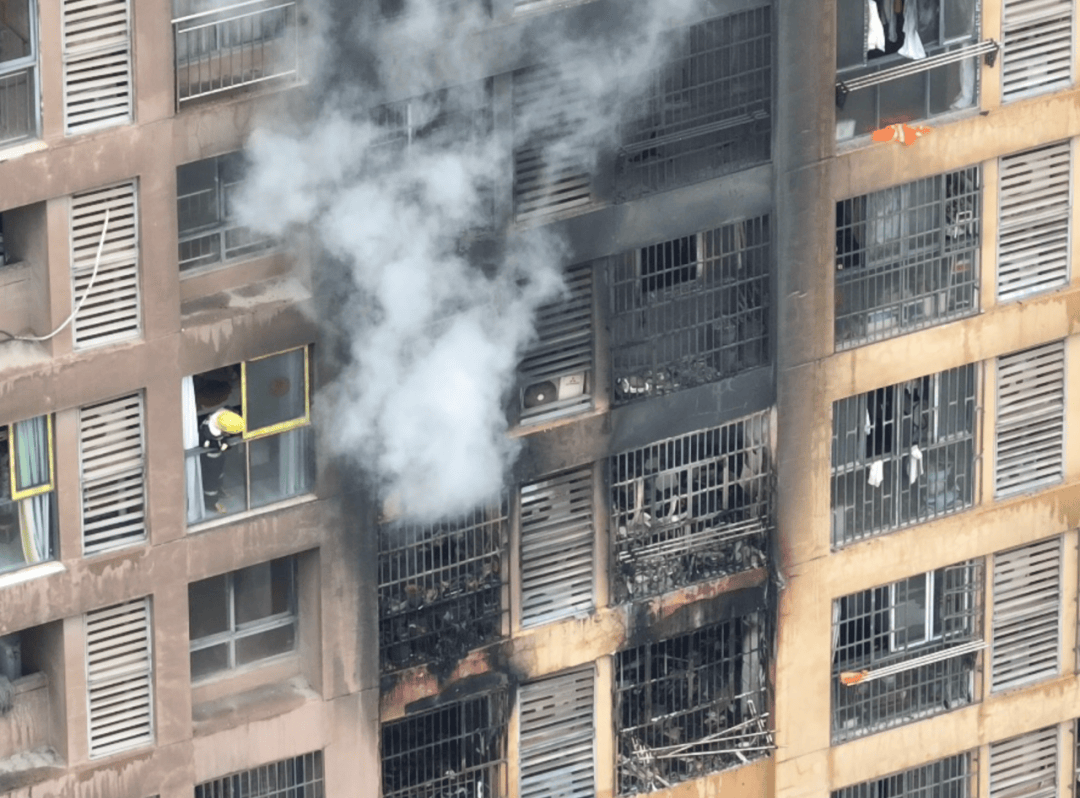 高层建筑火灾如何逃生?看这里……_火势_疏散_长沙市