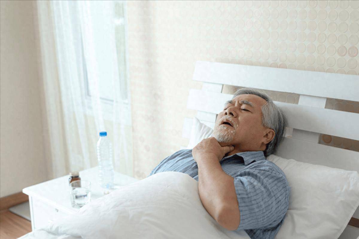 人过了60岁以后,老年人经常大喘气有危险?学会这几点,健康常在