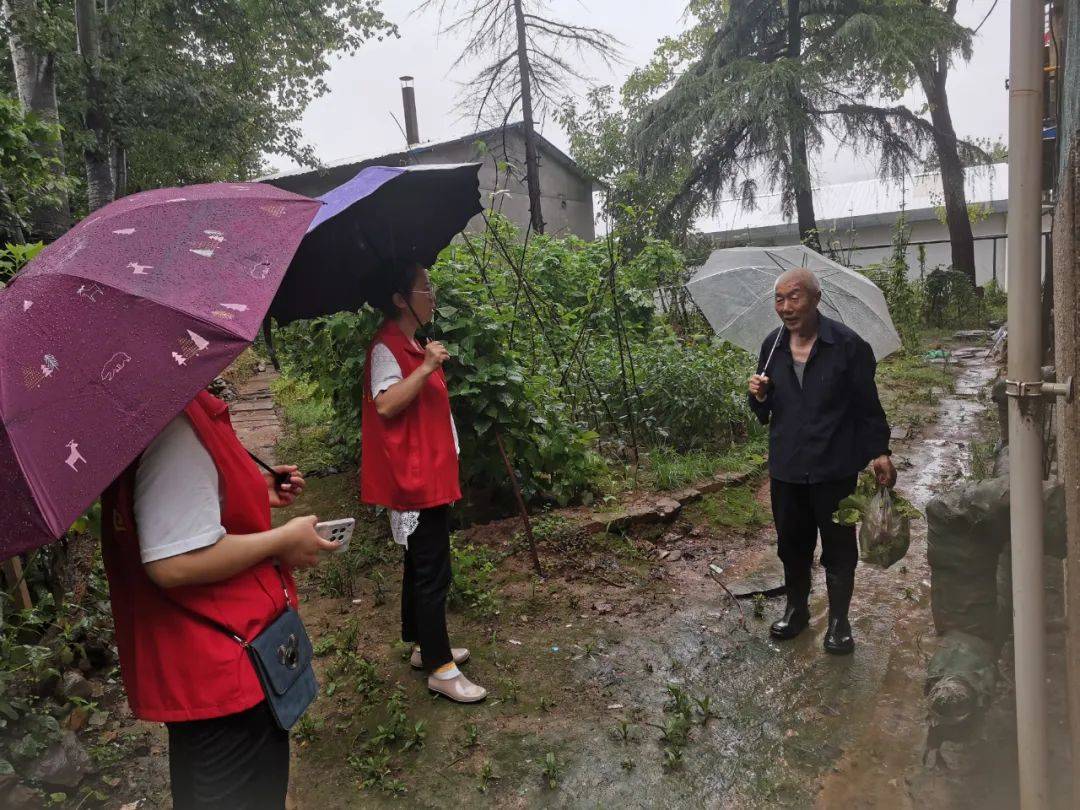 宝鸡各级团组织闻"汛"而动,积极开展防汛救灾志愿服务工作