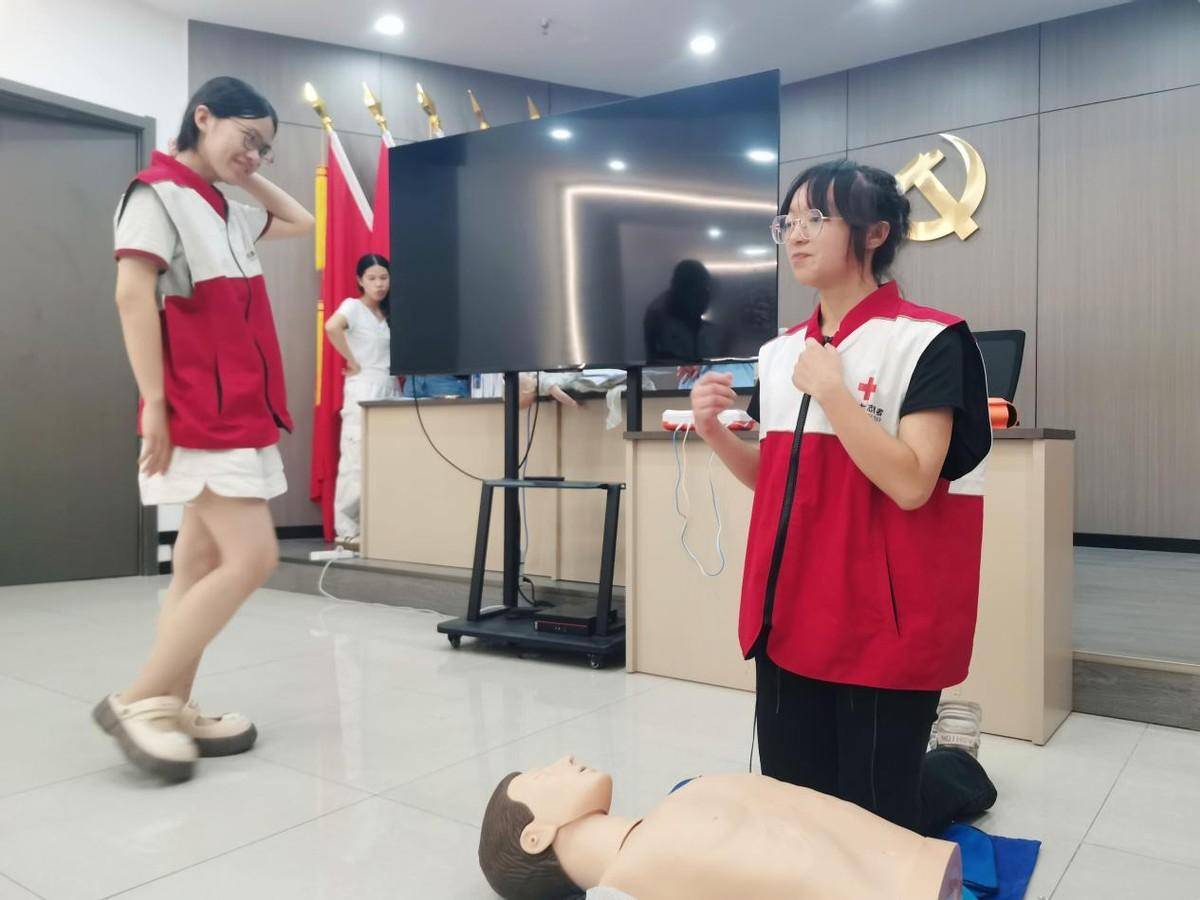 "救"在身边,沙市区红十字救护员培训文体路社区专场圆满举行_急救