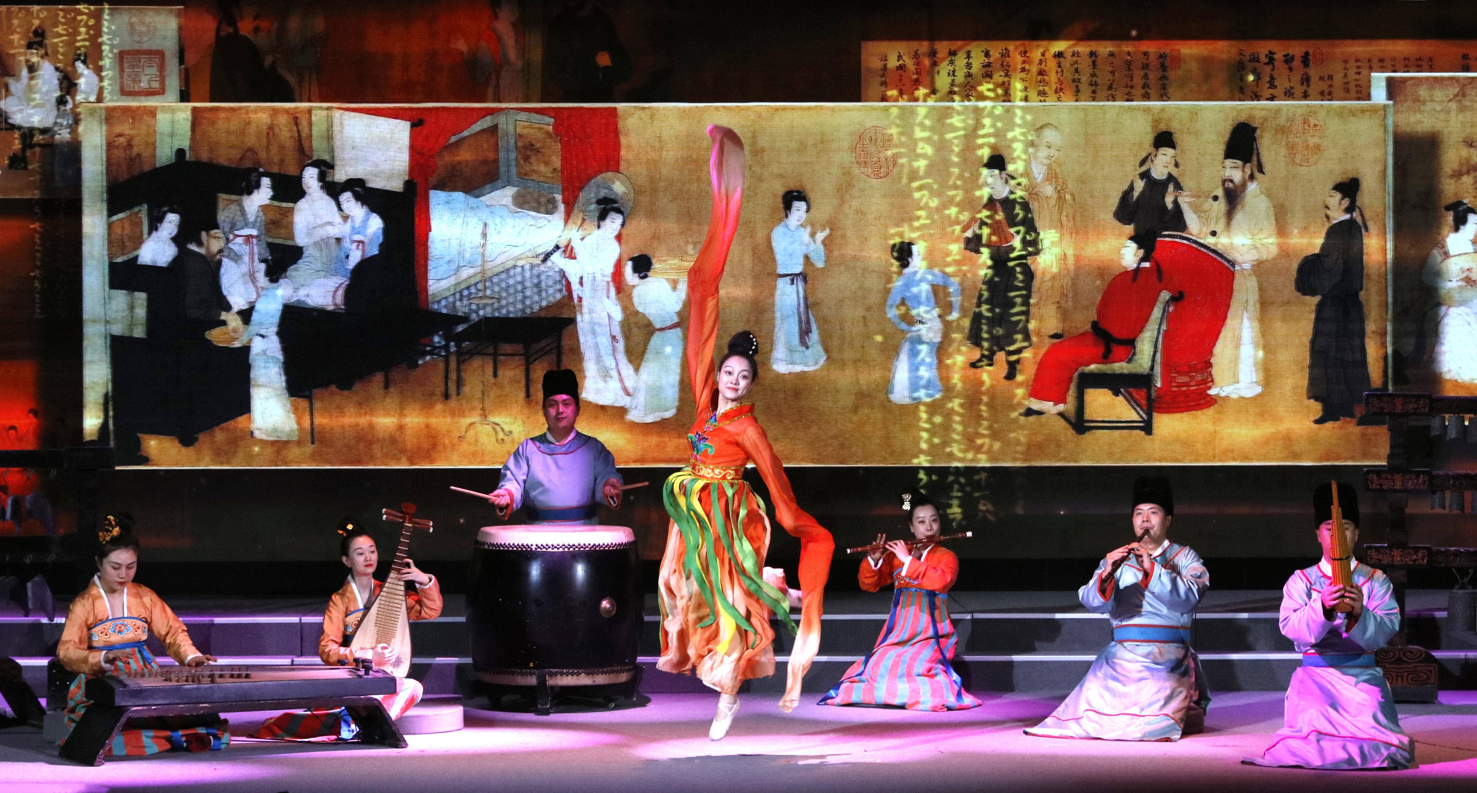 上新!河南博物院华夏古乐团又双叒叕整活了