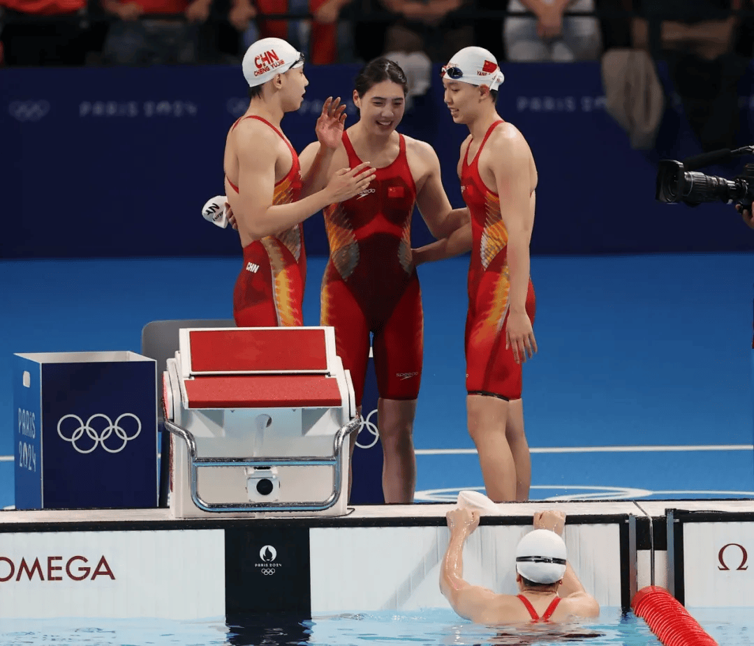 淄博首枚诞生!_杨浚瑄_游泳_中国队