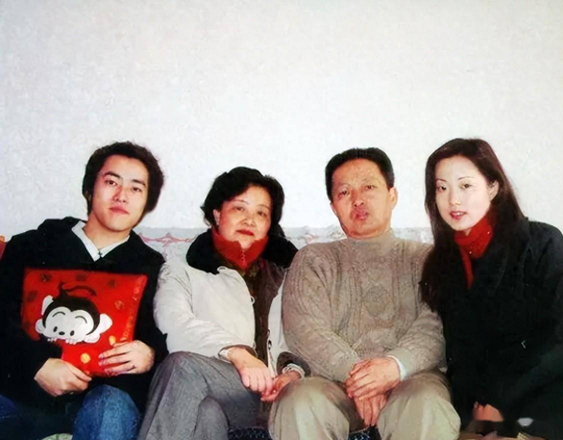 拿15万雇凶杀儿媳,落网后哭诉:她和我儿子太恩爱了_赵静_张玉英_父母