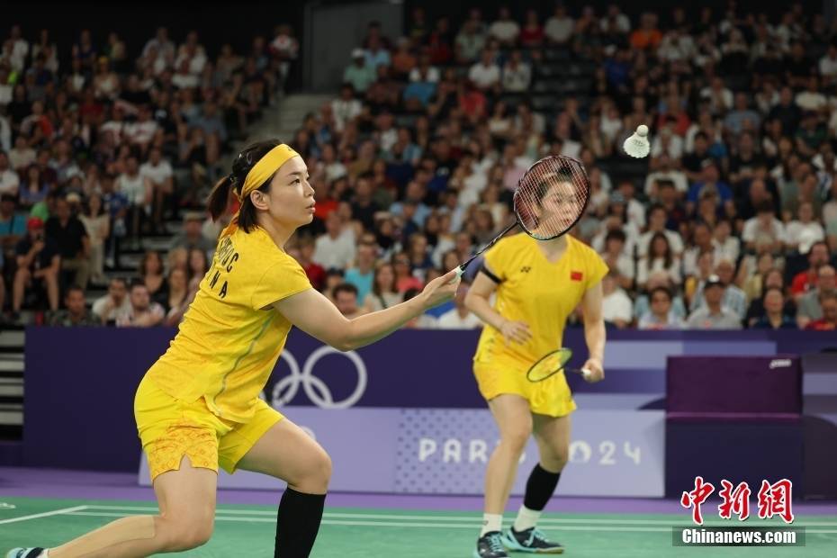 (巴黎奥运)羽毛球女双小组赛:陈清晨/贾一凡晋级