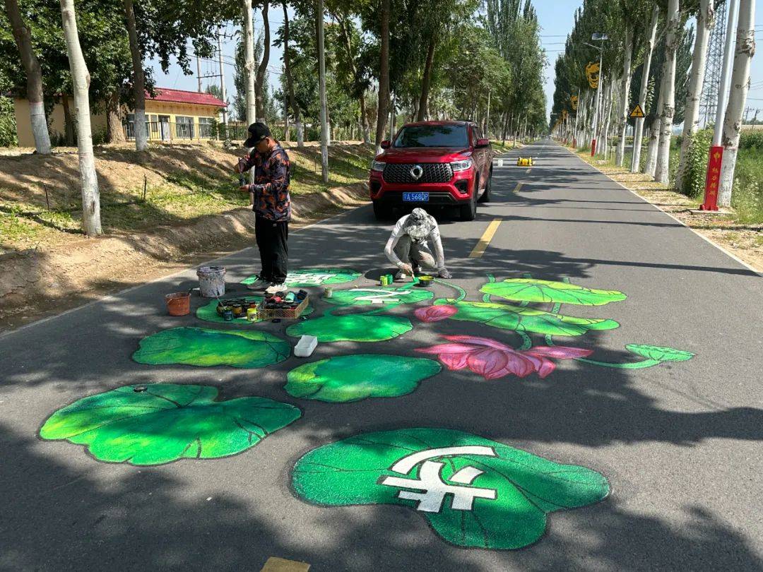 "村跑"灵武站赛道"化彩妆"