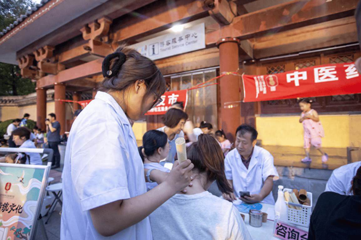 新华每日电讯🌸新澳好彩免费资料查询🌸|美国卫生总监促社媒引警告字句保障青少年健康  第3张