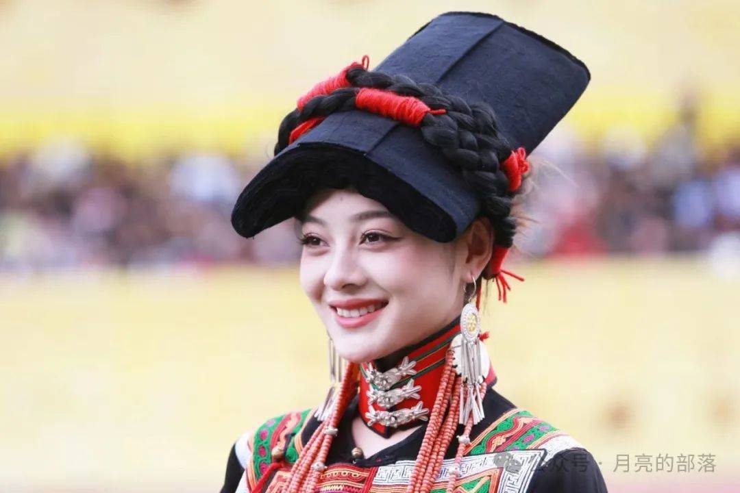 【交流】阿吉拉则:我对彝族传统选美中服饰的九点看法!