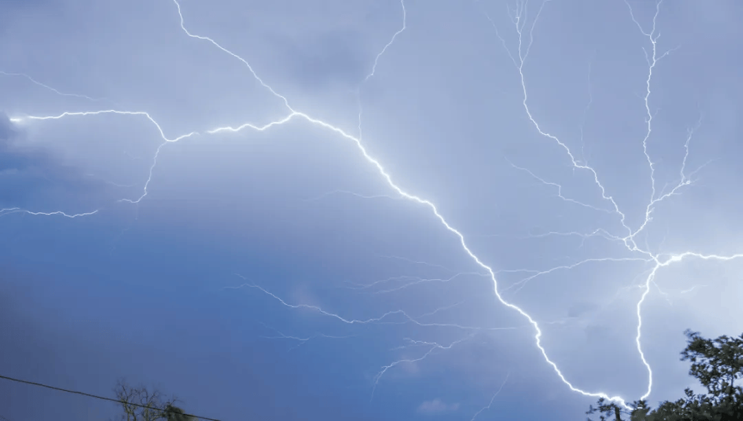 【应急科普】如何读懂雷雨大风预警信号?_影响_风力_雷电