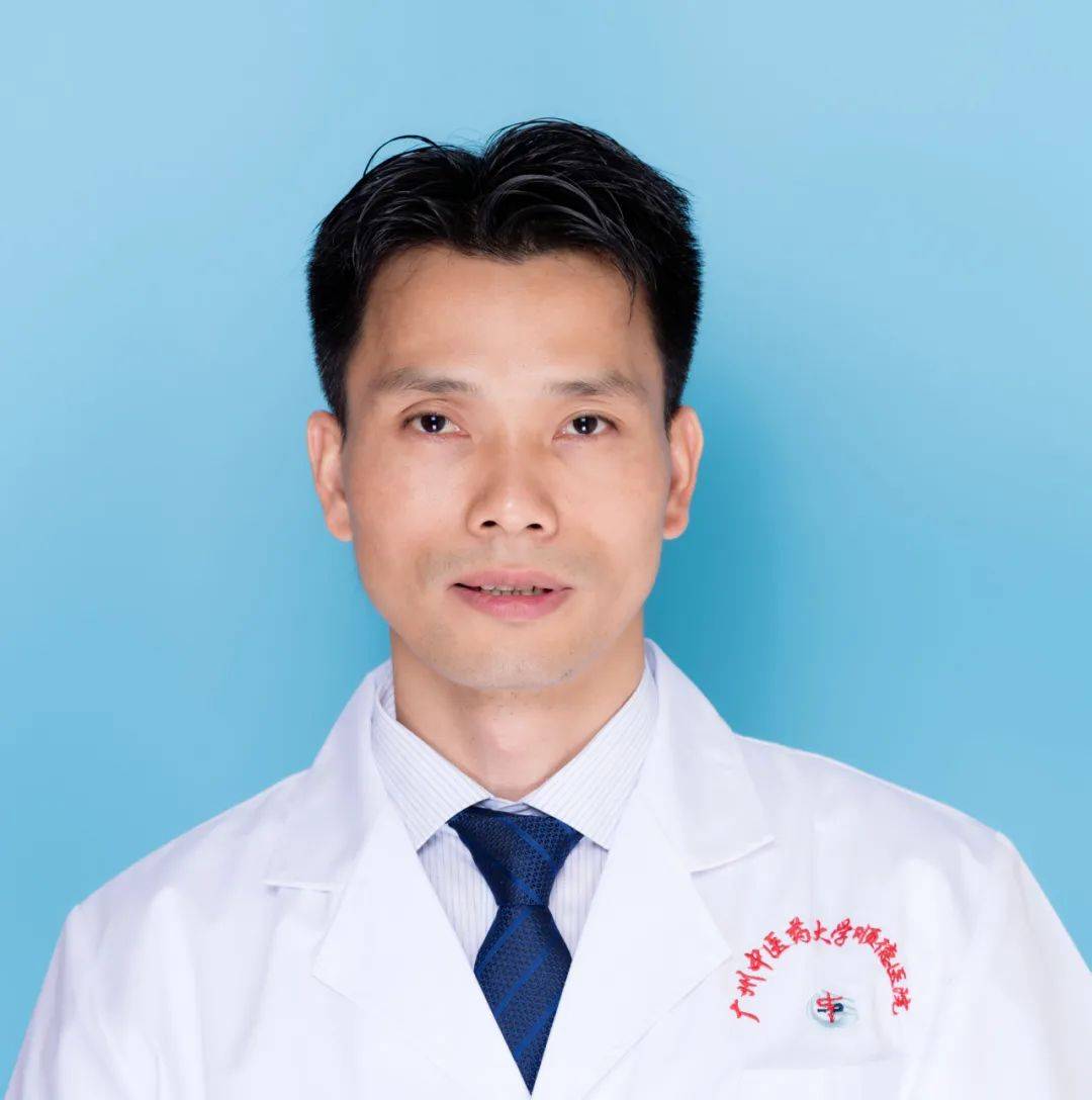 旅客突发急症,佛山这位医生再次出手_刘培健_乘客_患者