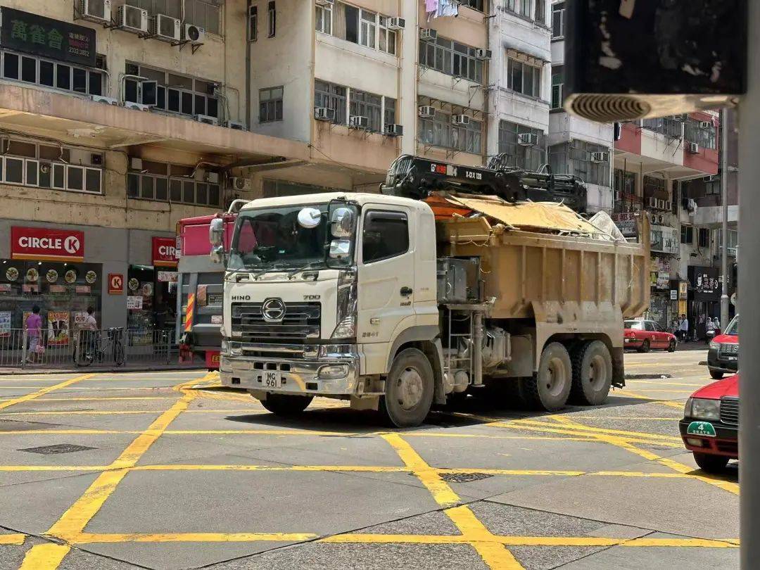 香港泥头车图片