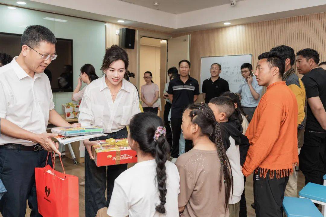 世界温州人微笑联盟助力嘉黎唇腭裂患儿重绽笑颜