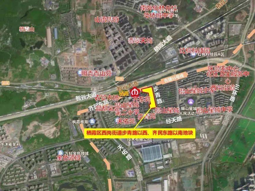 2023年12月14日,仙林白象g79地块由南京经东置业底价拿下,成交总价4.