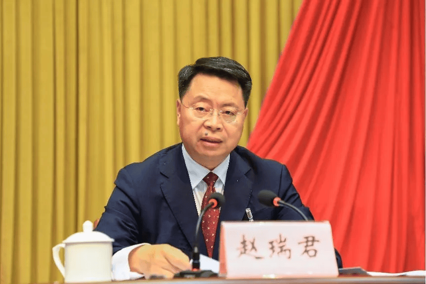 中共红河州委九届七次全会在蒙自举行 州委常委会主持会议 州委书记赵瑞君讲话