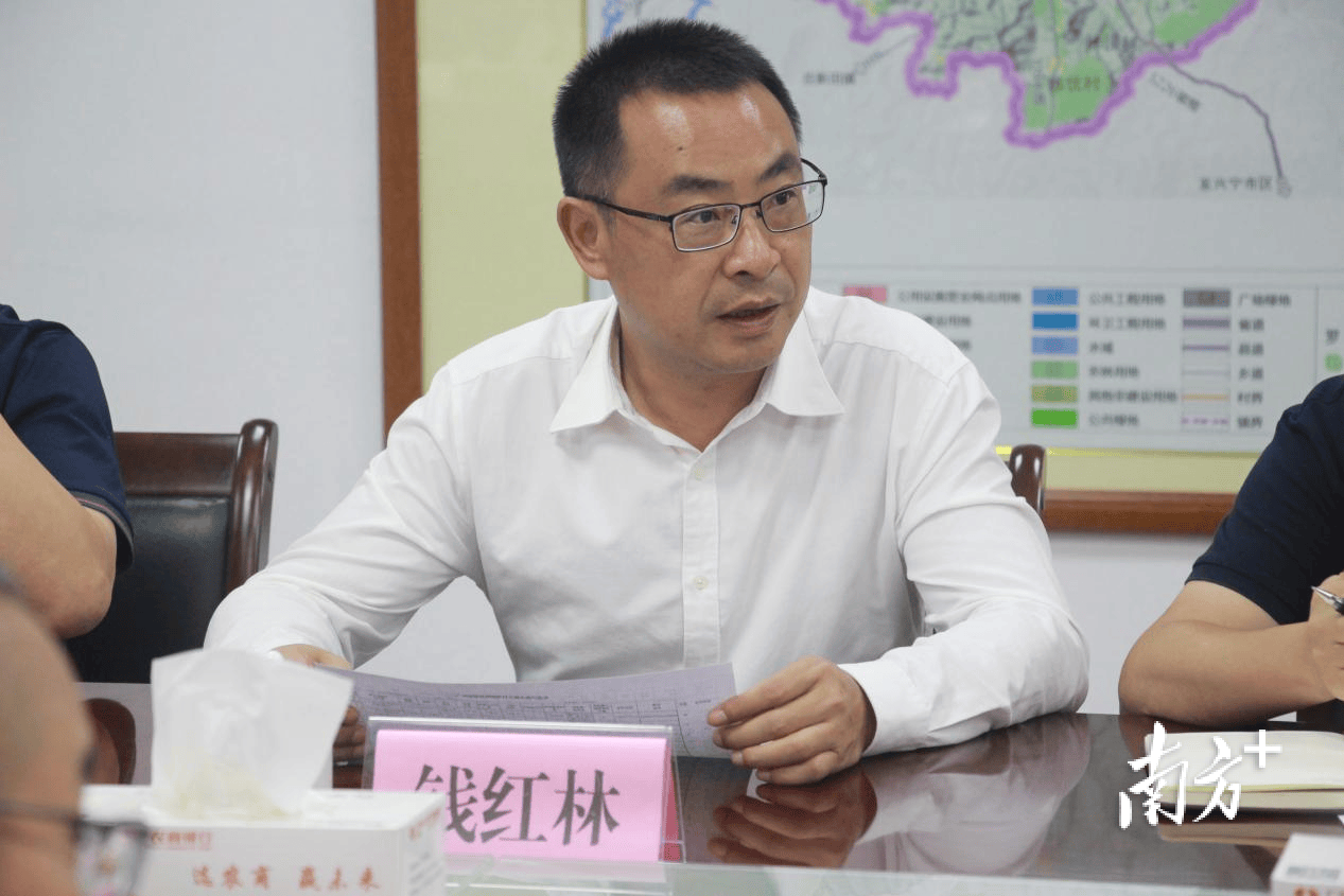 兴宁市副市长钱红林到罗浮调研,与新一批驻镇帮镇扶村工作队共谋乡村