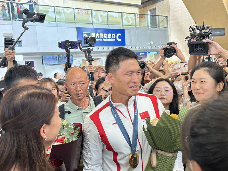 巴黎奥运会皮划艇冠军刘浩:回到云南,空气都是甜的_家人_体育运动_奏
