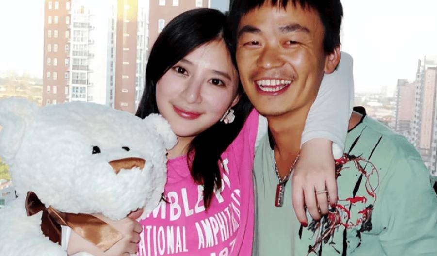 陈思诚说对了,一生被"二马"支配的王宝强,终究逃不过温柔一刀