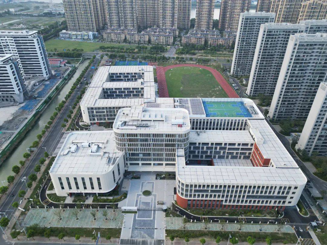 邵昂路小学图片