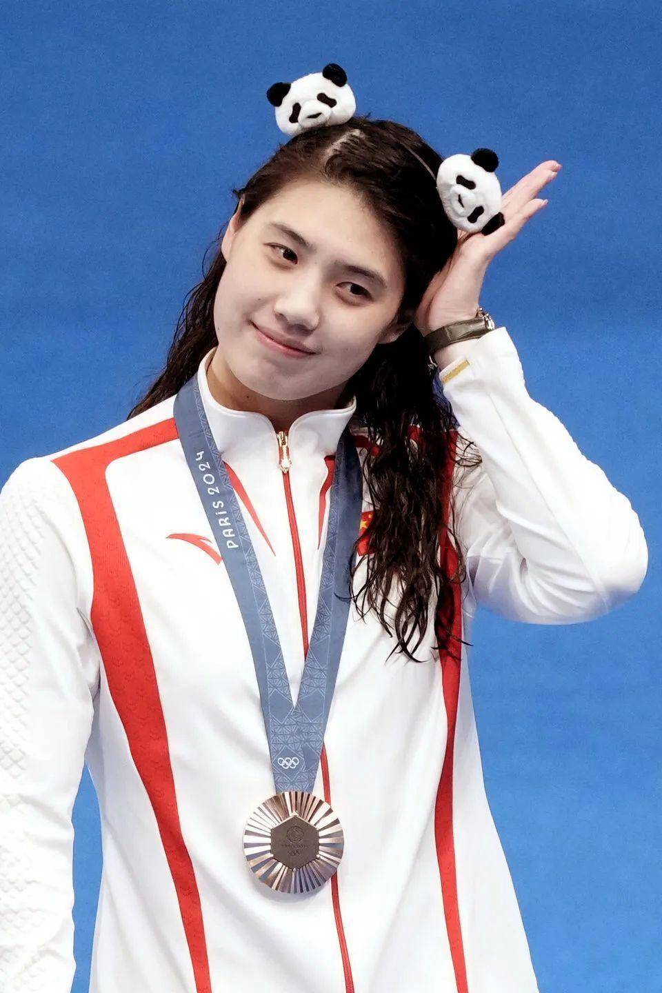 张雨霏晒照回应,网友:这就是命中注定吗?