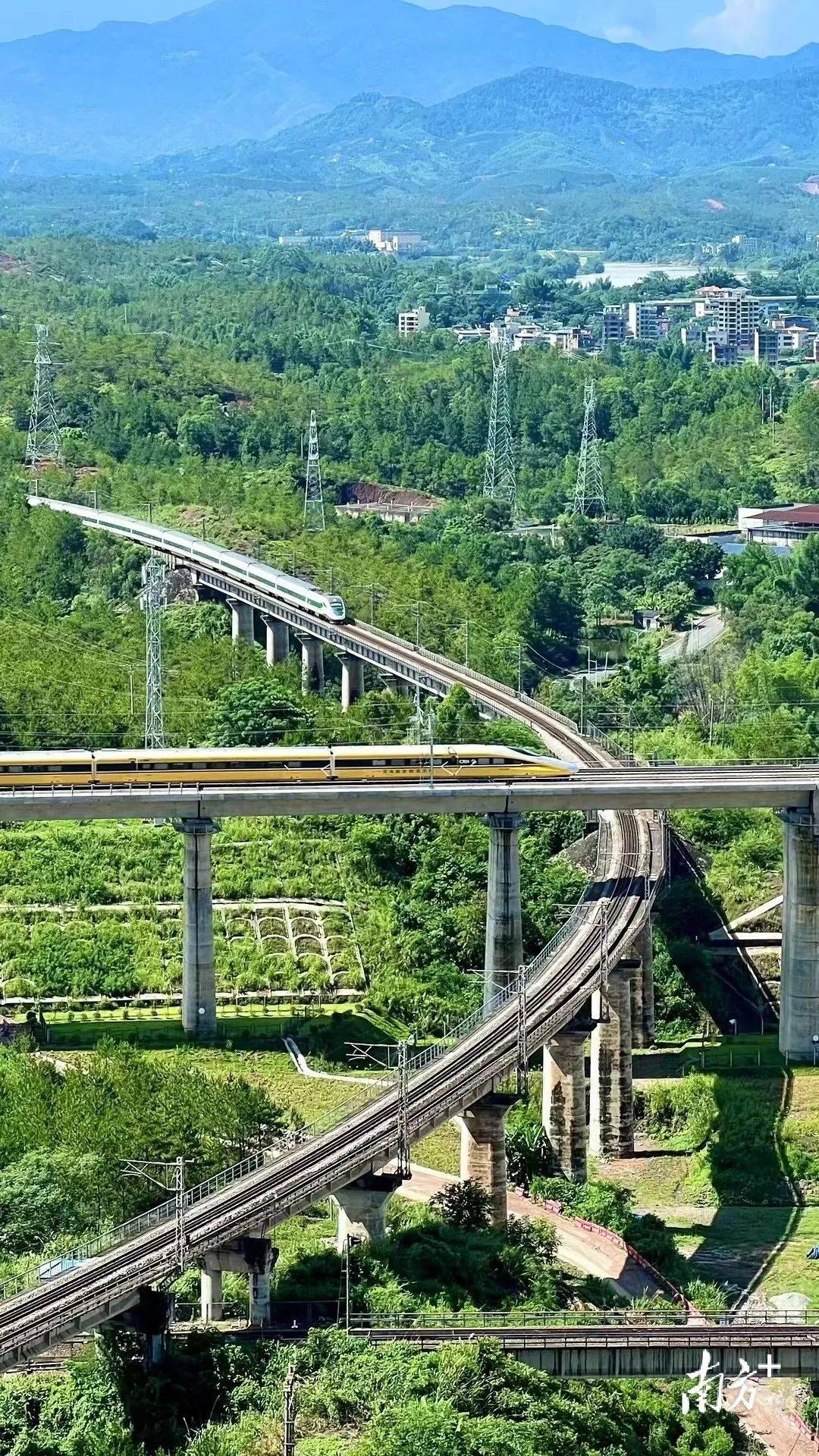 梅州双龙高铁图片