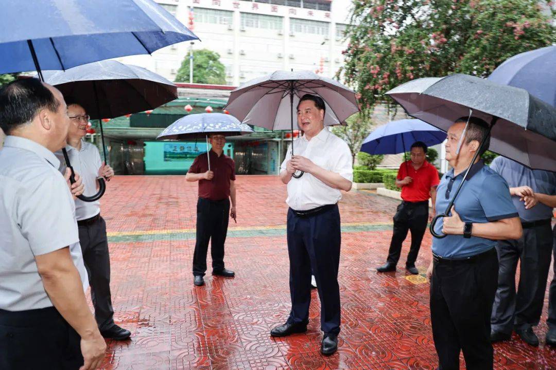 中国工程院院士李元元(梅州籍),回校参观指导_国家_教育_工作