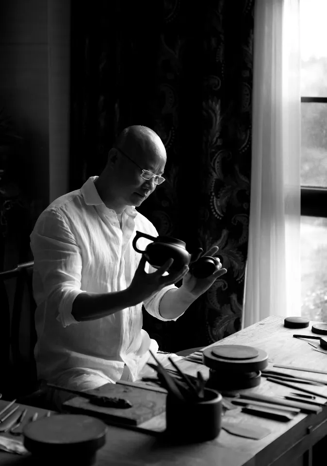 紫砂俊杰·壶耀香江 吕俊杰(香港)紫砂艺术作品展正式拉开帷幕