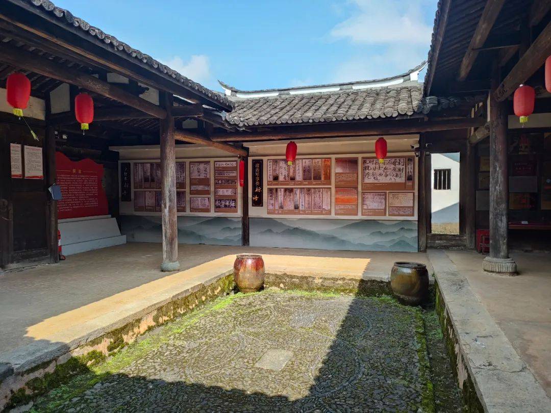 观寿公祠位于长汀县南山镇中复村,建于明代,距