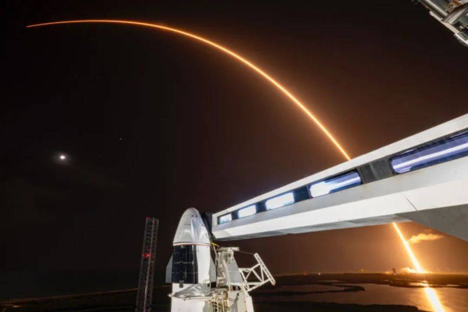 叫停两天后猎鹰复飞,65分钟双连发破最短纪录_SpaceX_发射_星链