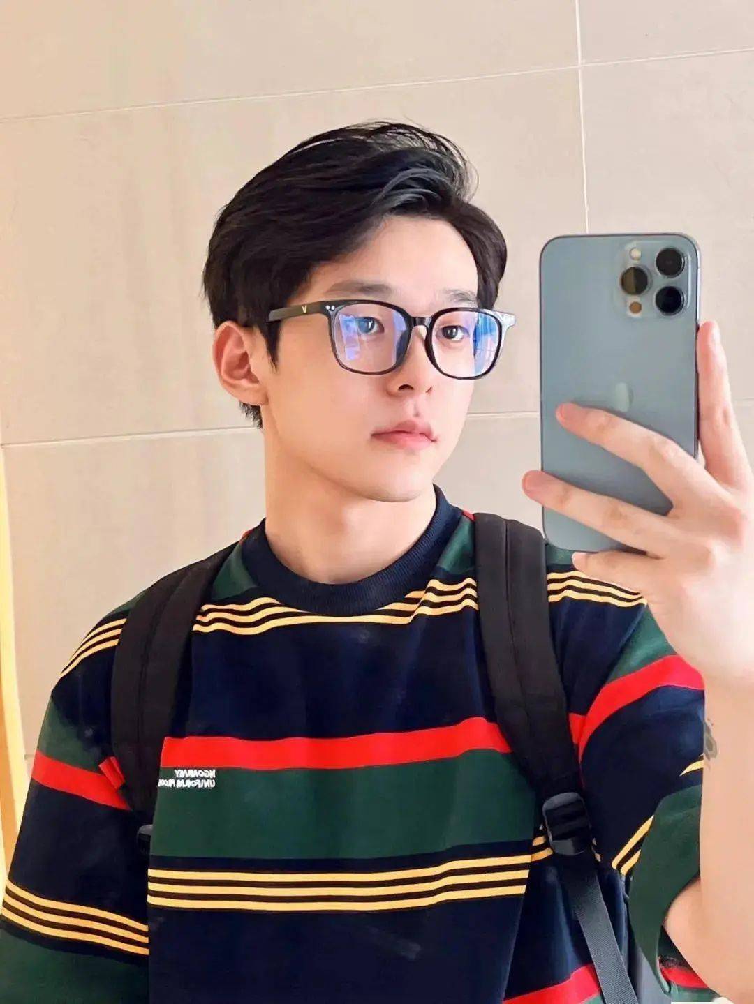 少年感男生发型 剪完马上变年轻