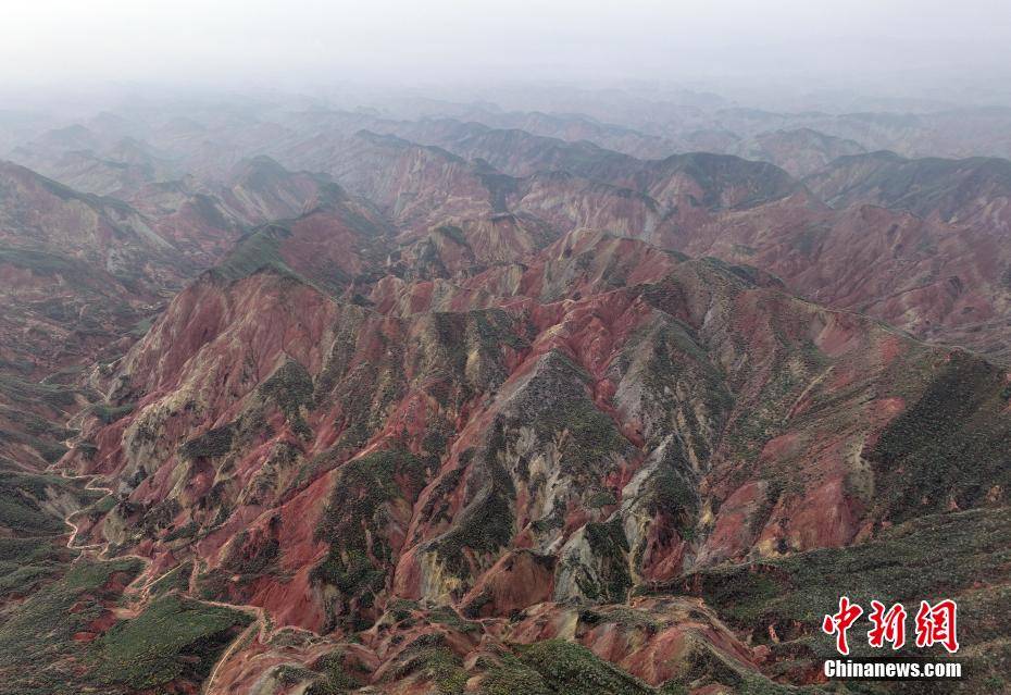 探访兰州水墨丹霞地貌(图5)