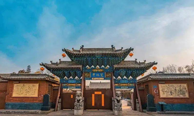 在“东方彩塑艺术的宝库”双林寺，遇见诸神与众生_平遥古城_菩萨殿_金刚