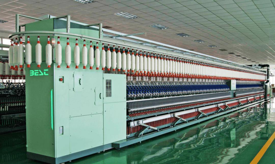 功能:全电子智能化控制,集体落纱,理管带小车,循环粗纱输送系统,设备