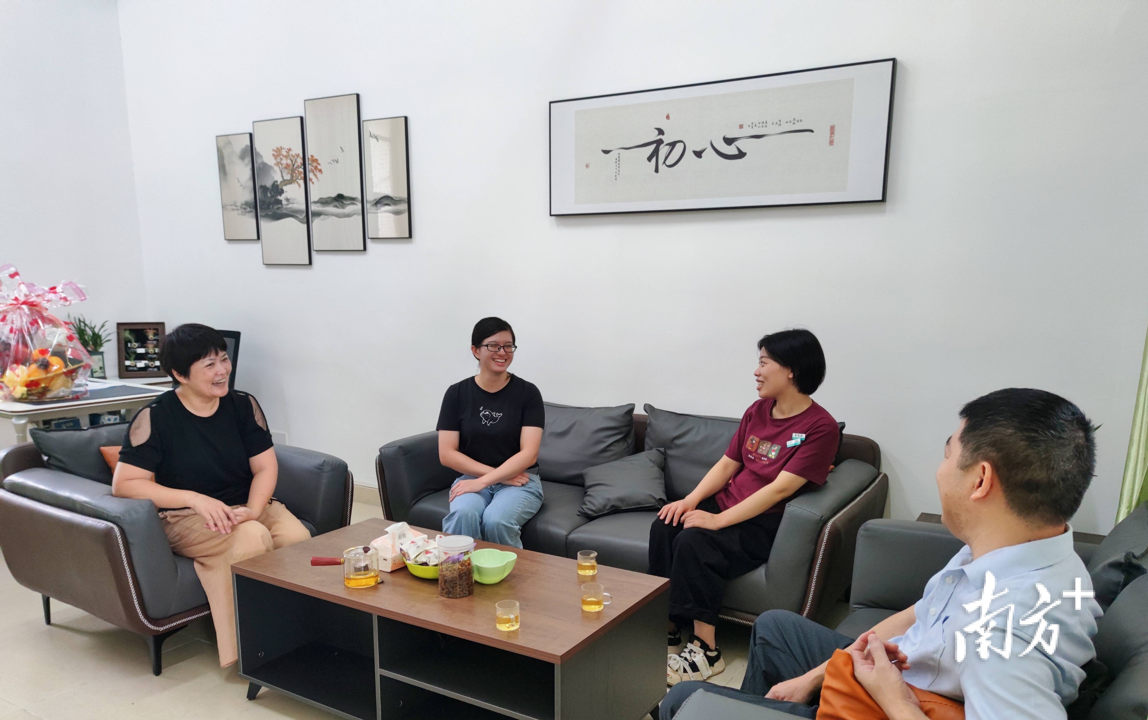 走进了梅州市梅雁中学,梅州市外语实验学校,兴宁技师学院,丰顺中学等
