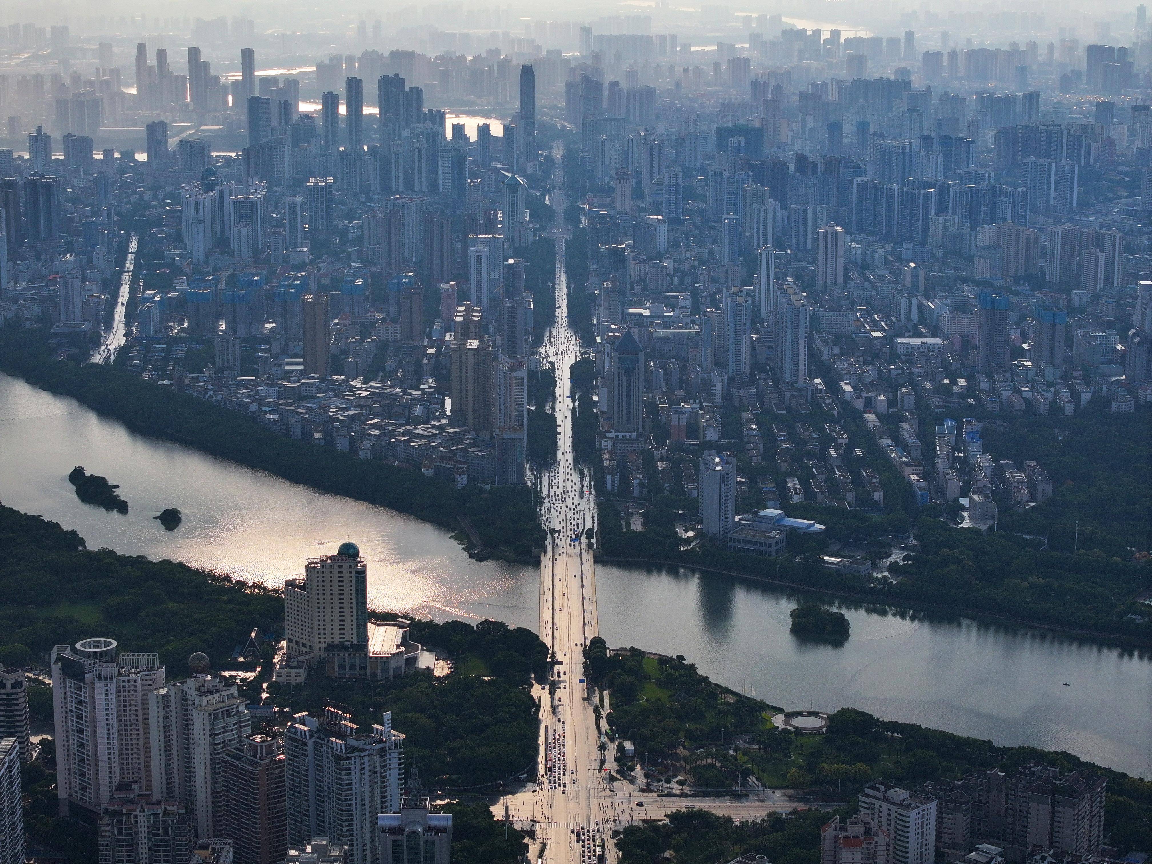 天空之眼瞰祖国——南宁:秋来绿亦盛 宾至城更辉