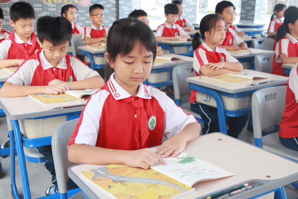 03上课问好 朝气蓬勃part.02课前准备 摆放整齐part