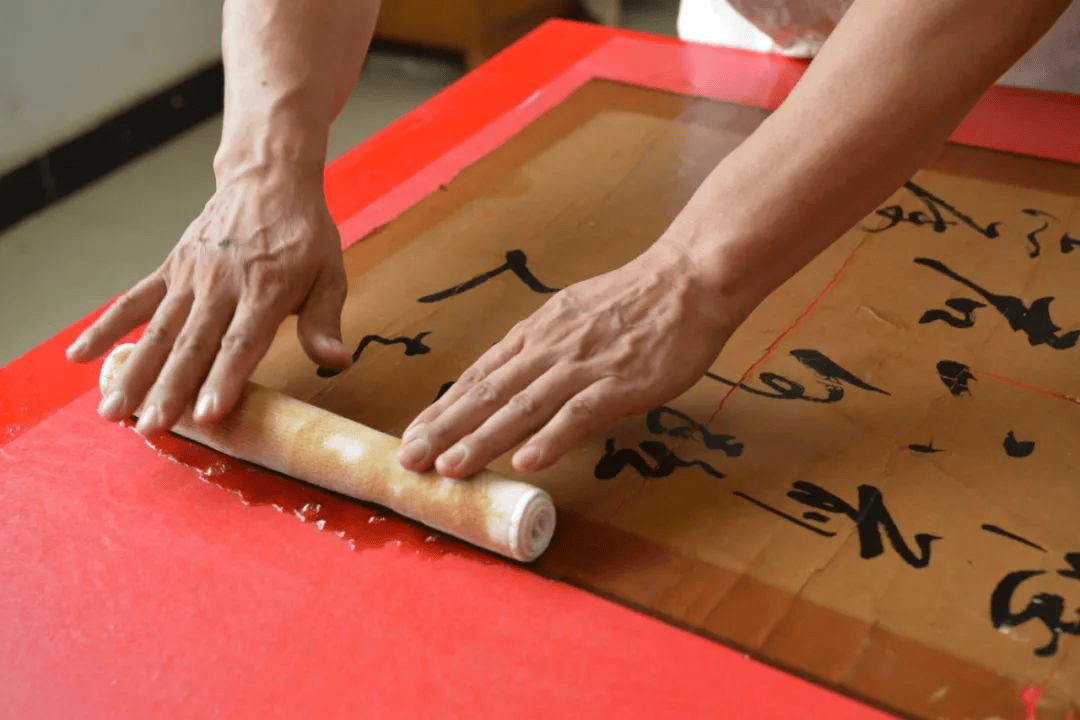 讲述"仙山"下的非遗技艺,第十五期:苏派古书画装裱修复技艺