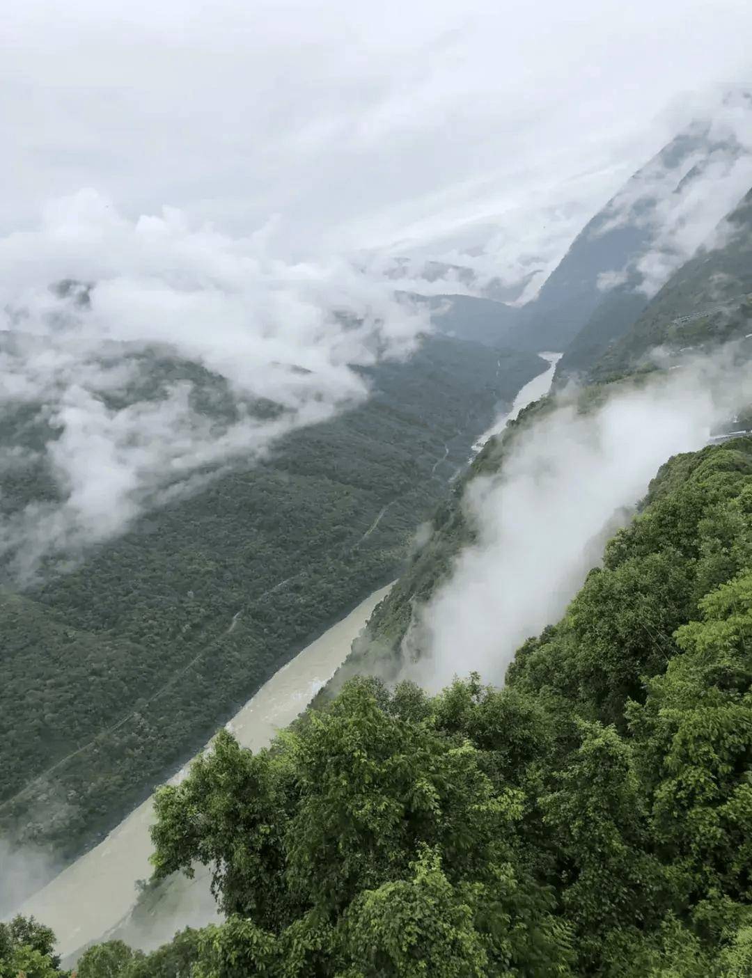 雅江县风景图片