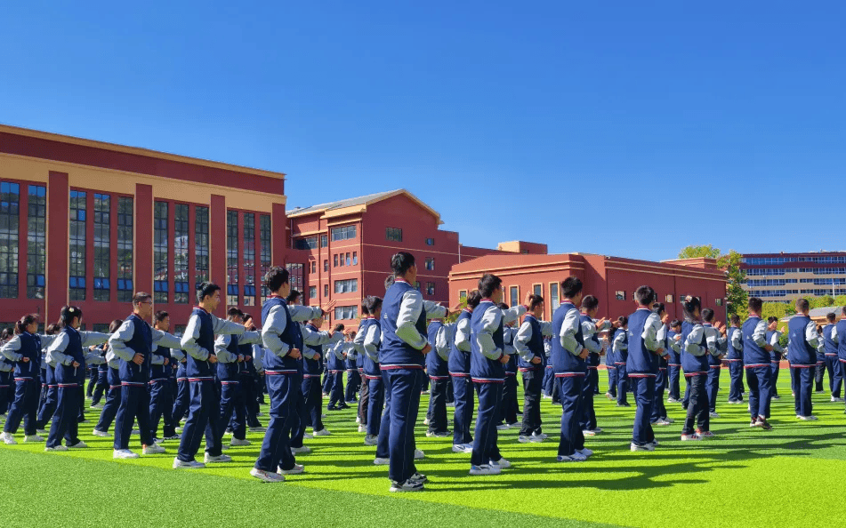 陕西铜川王益中学图片