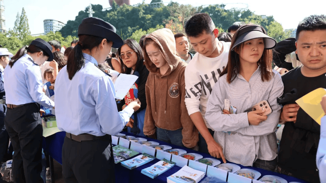 【争创全国禁毒示范城市】湄潭县:警营开放日 禁毒宣传来助力