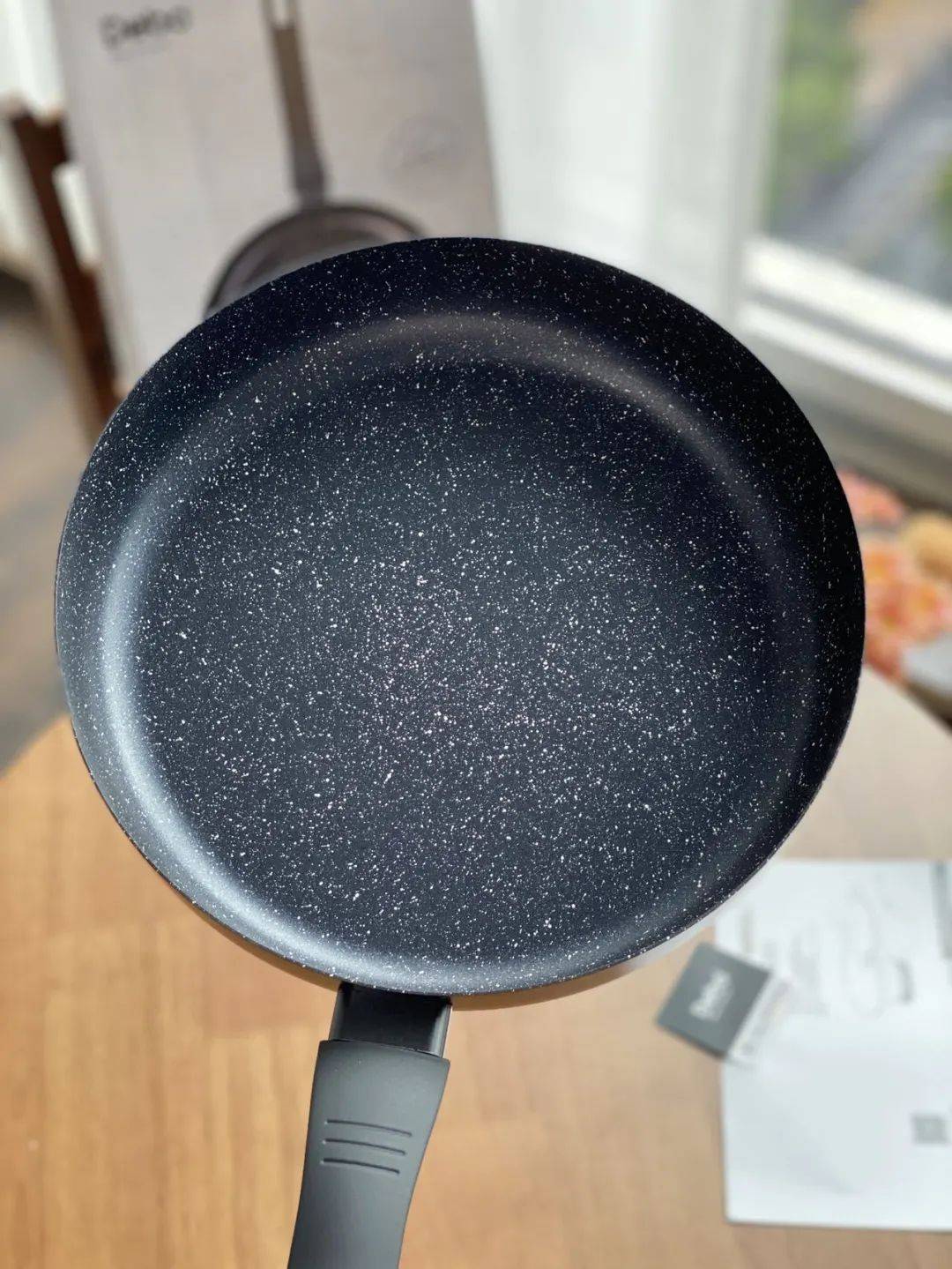 【德铂精铁不沾煎锅】59元!口径26cm,容量2L!精铁材质,耐用不粘锅,不易变形!煤气灶电磁炉都可用!_德国_手柄_下单