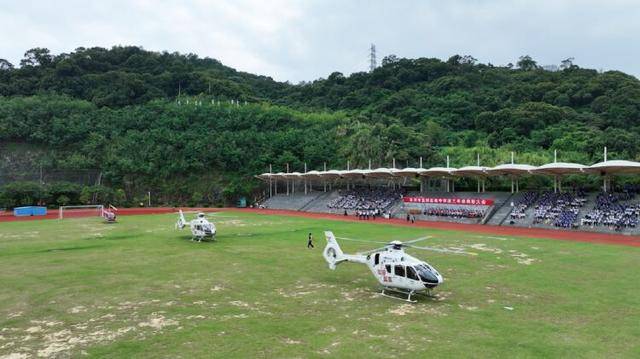 盐田区举办低空经济进校园活动